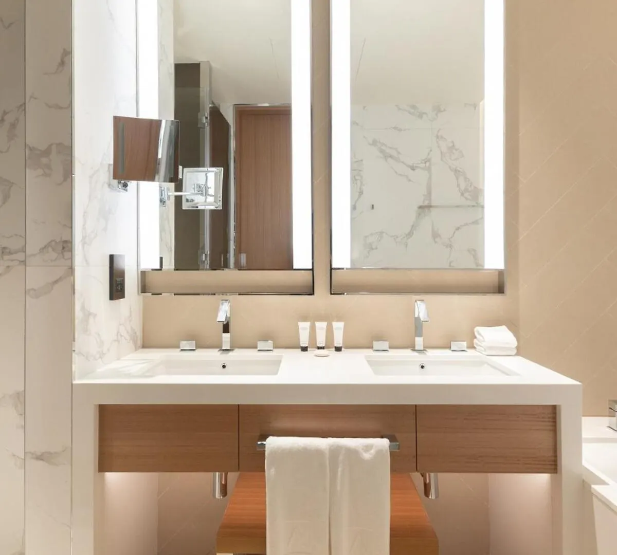 Apartment Burj Khalifa Address Opera 2-Bedroom Luxurious Dubai United Arab Emirates